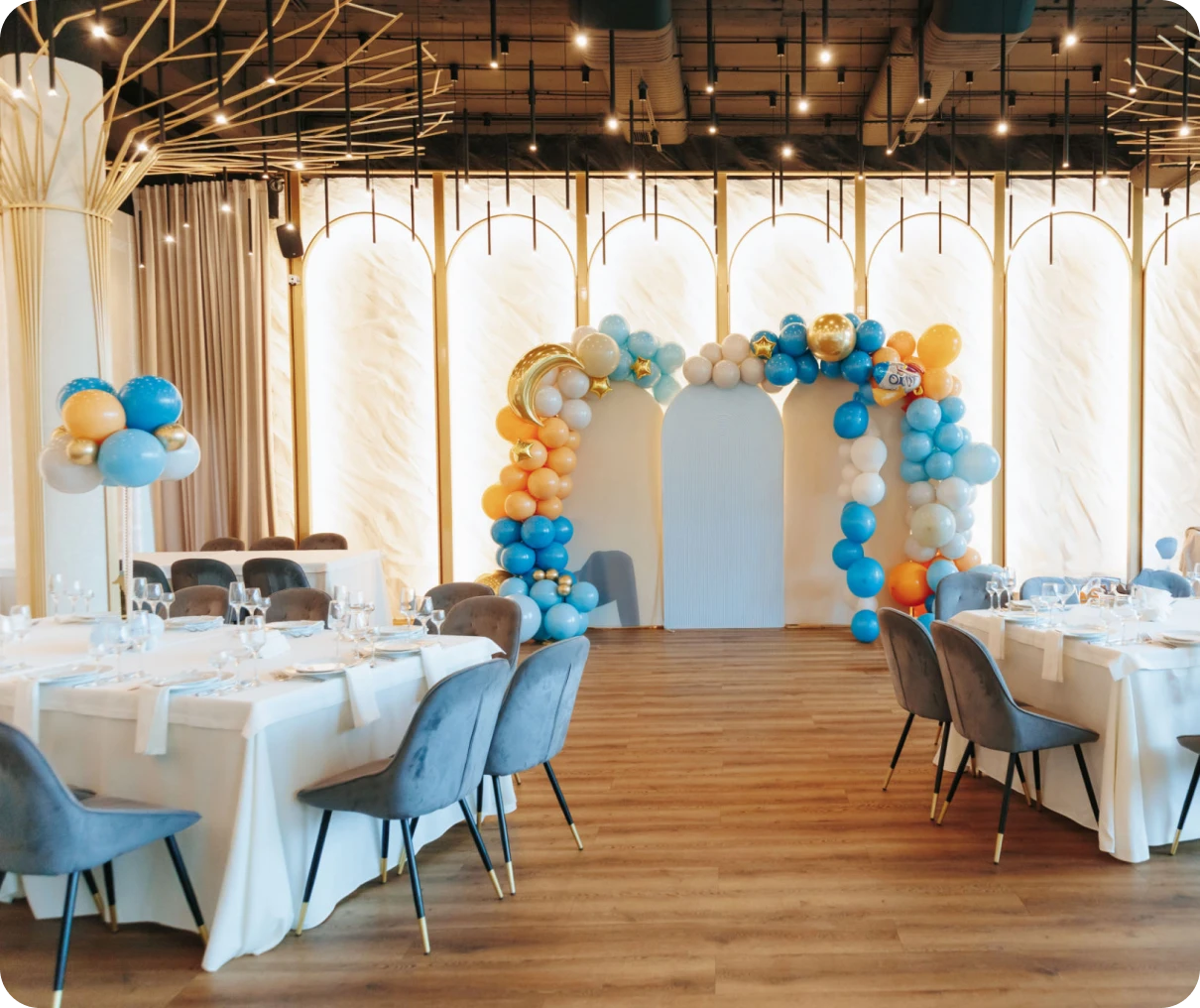 Elegant event space with balloon arch